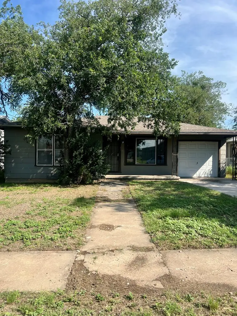 1833 Willow Street, San Angelo, TX 76901 - #2