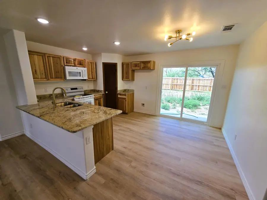 430 E 45th Street, San Angelo, TX 76903 - #3