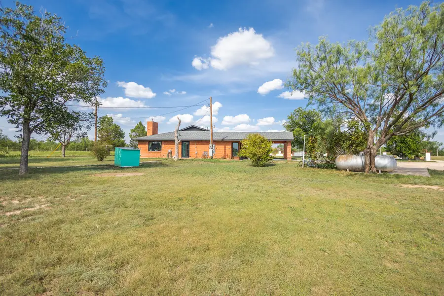 11733 N Walnut Grove Road, San Angelo, TX 76901 - #2