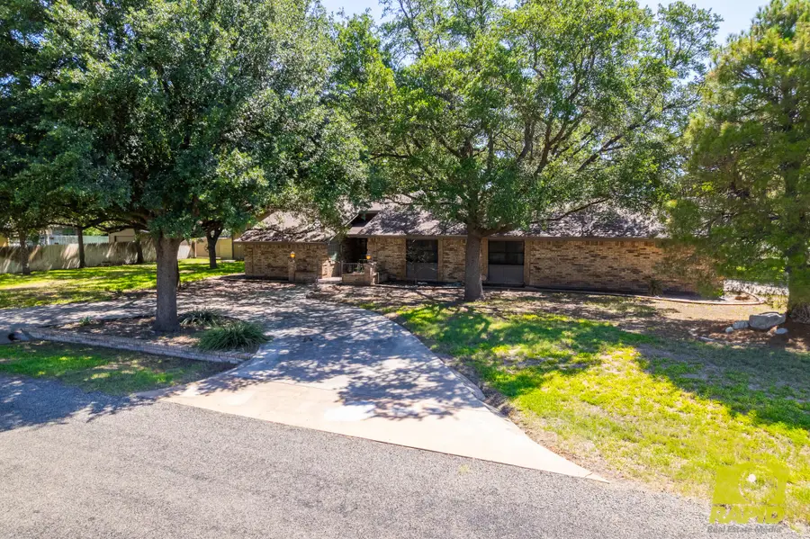 6408 Shady Oaks Drive, San Angelo, TX 76904 - #2