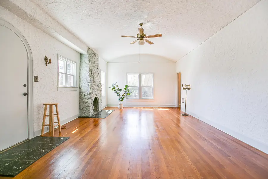 1105 N Van Buren Street, San Angelo, TX 76901 - #2