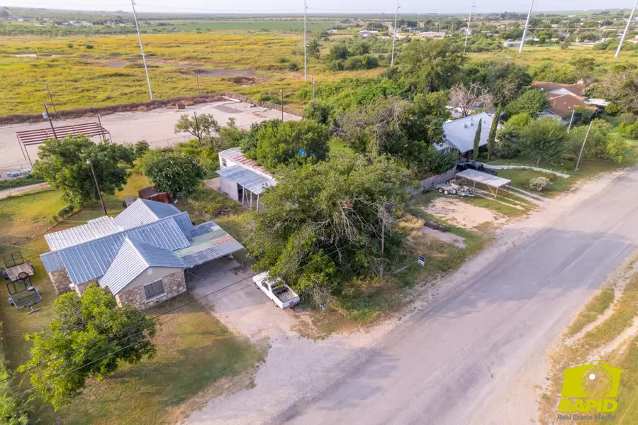304 S Cottonwood Street, Eldorado, TX 76936 - #2