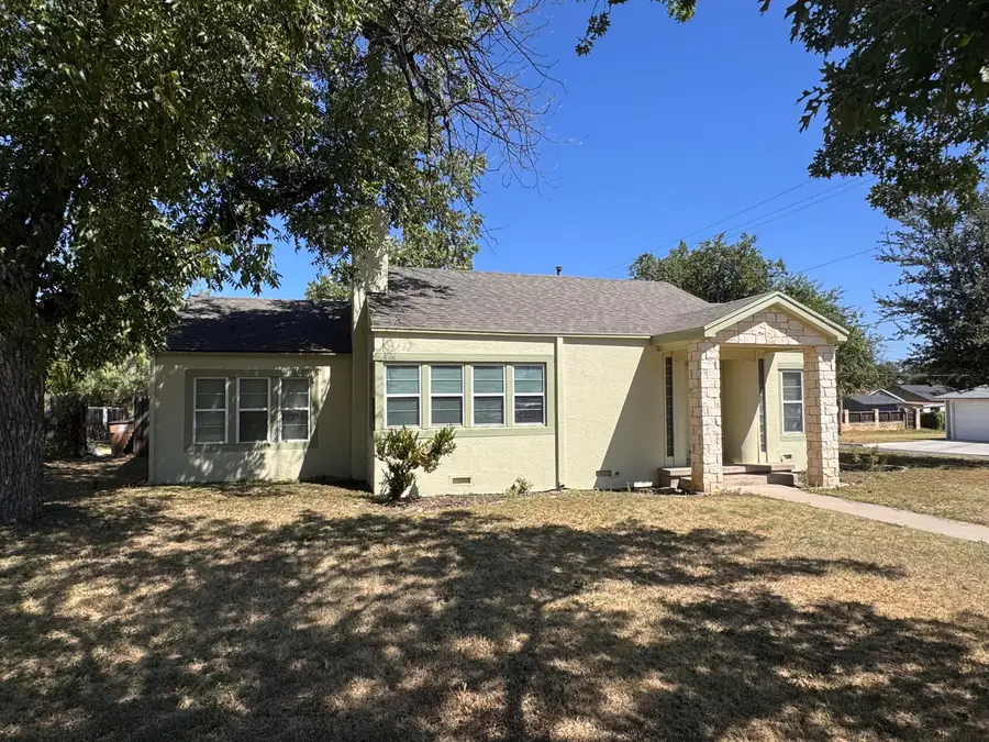 2102 Live Oak Street, San Angelo, TX 76901 - #2