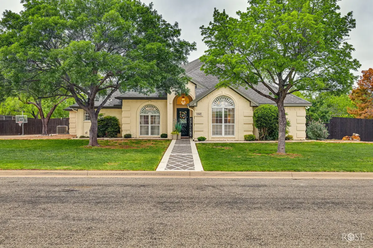 1282 Gleneagles Drive, San Angelo, TX 76904 - #1