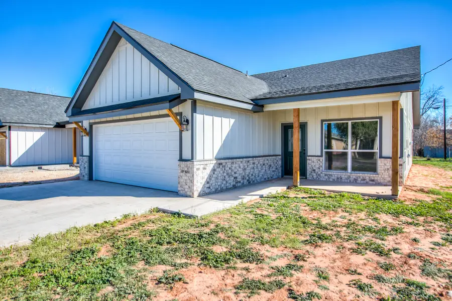 715 W 18th Street, San Angelo, TX 76903 - #2