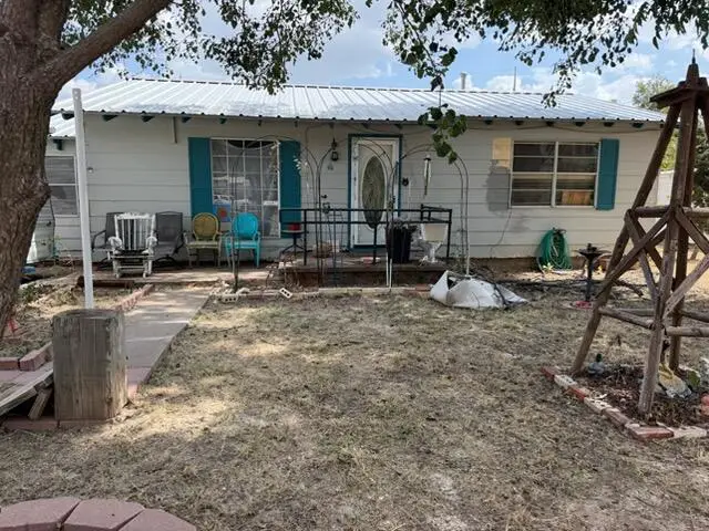 700 E Poplar Street, Sonora, TX 76950 - #2