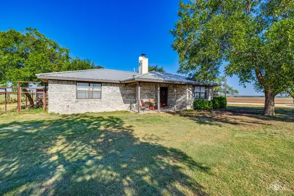 5601 Mullins Crossing Road, Miles, TX 76861