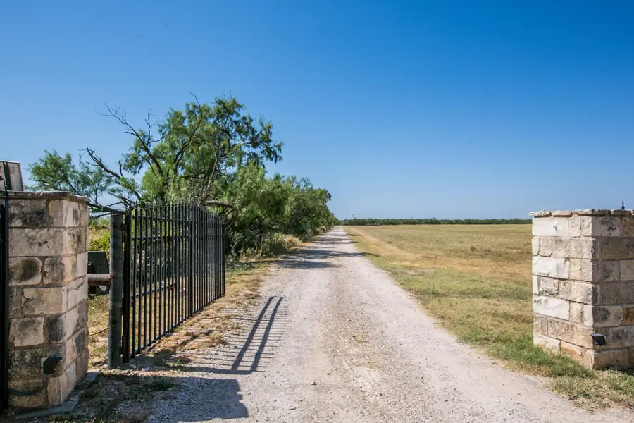 629 Co Rd 356, Ballinger, TX 76821 - #2