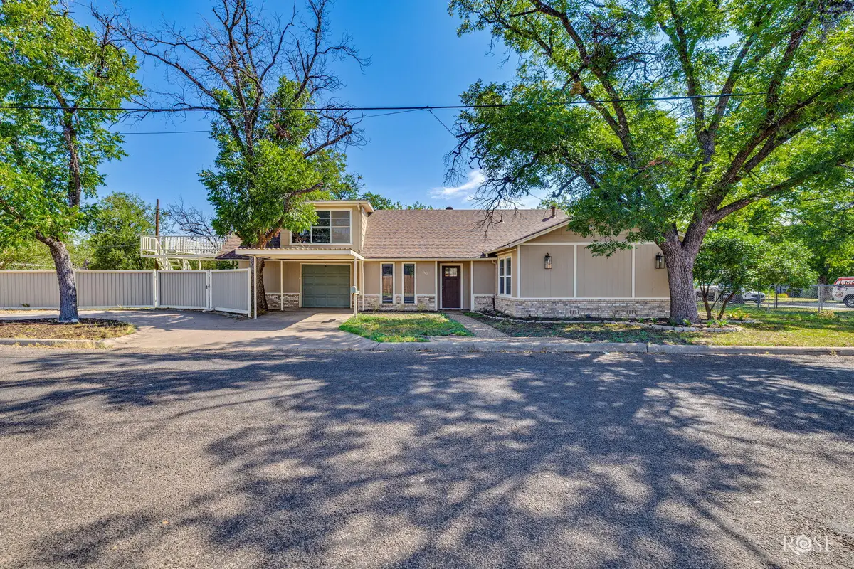 302 N Pierce Street, San Angelo, TX 76901 - #1