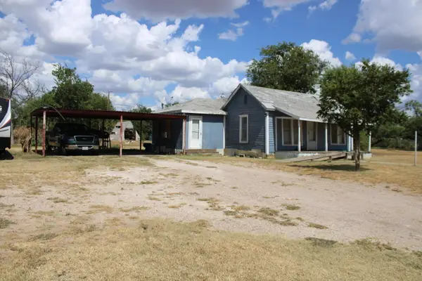 1102 N 12th Street, Ballinger, TX 76821