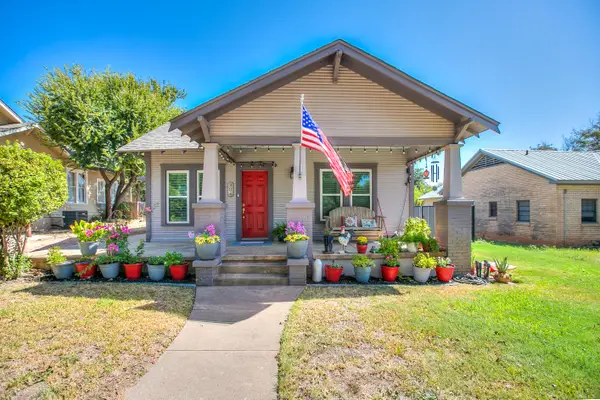 304 N 8th Street, Ballinger, TX 76821