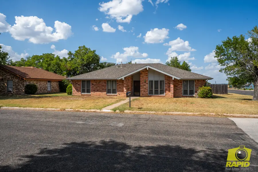 3002 Sierra Drive, San Angelo, TX 76904 - #2