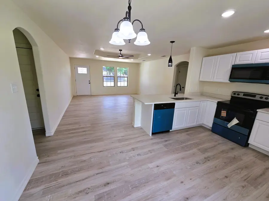 438 E 45th Street, San Angelo, TX 76903 - #3