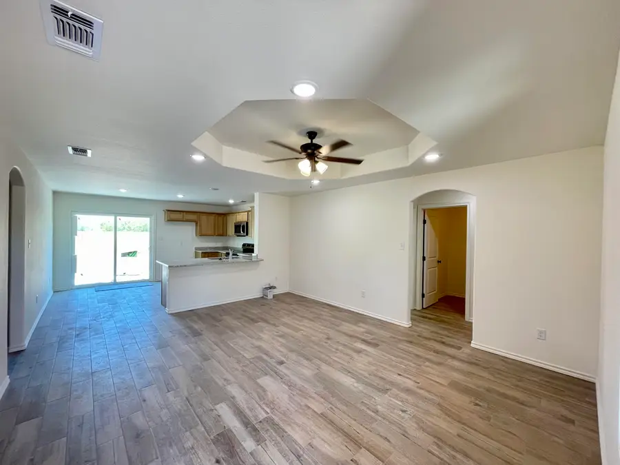 3806 Crockett Street, San Angelo, TX 76903 - #2