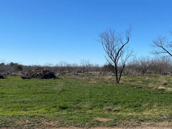 1600 Childress Street, Robert Lee, TX 76945