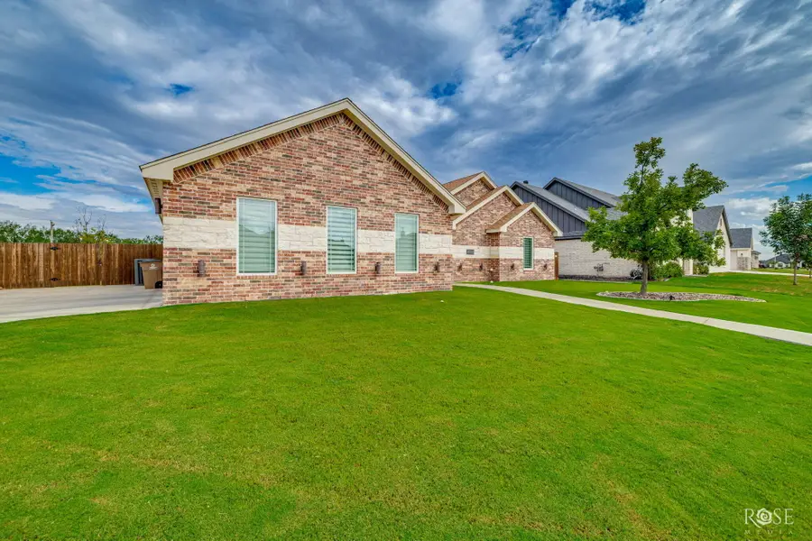 4714 Wolf Creek Drive, San Angelo, TX 76904 - #2
