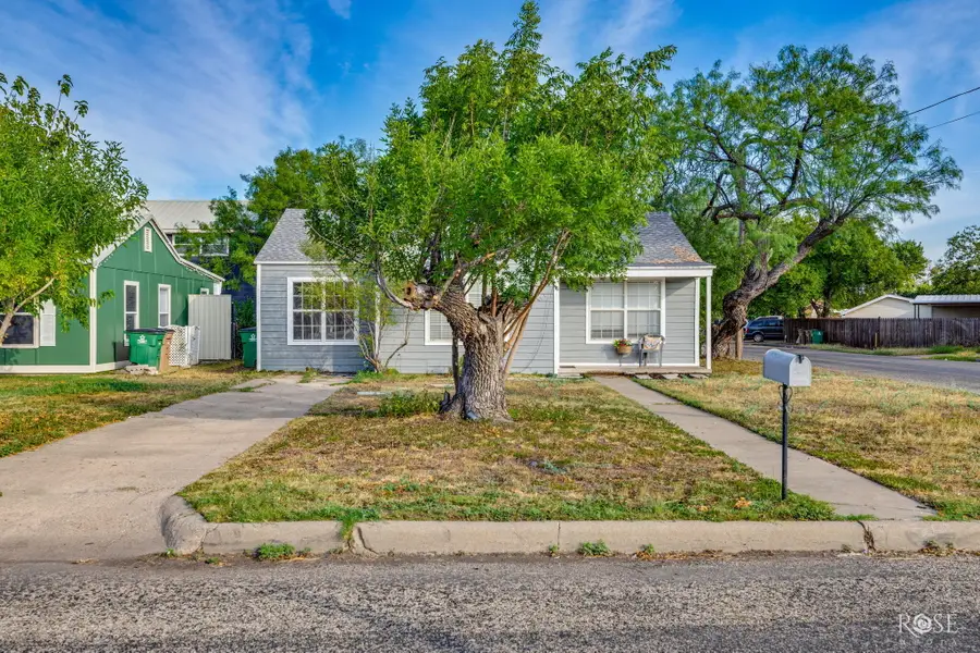 2102 W Avenue M, San Angelo, TX 76901 - #2