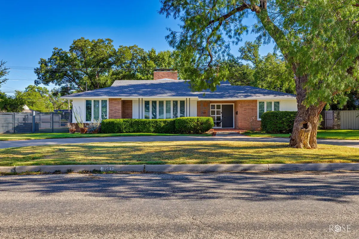 2501 Live Oak Street, San Angelo, TX 76901 - #1