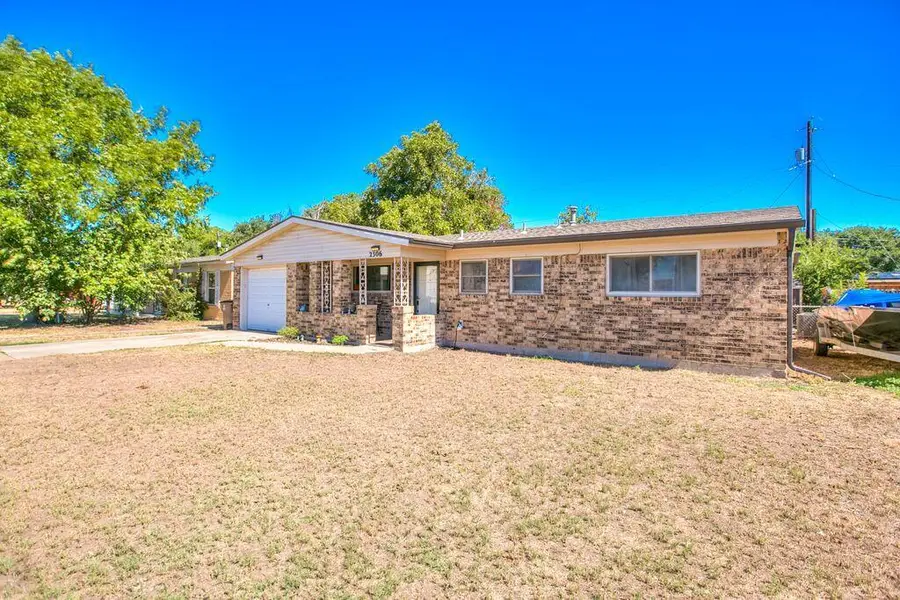 2306 Brown Street, San Angelo, TX 76903 - #2