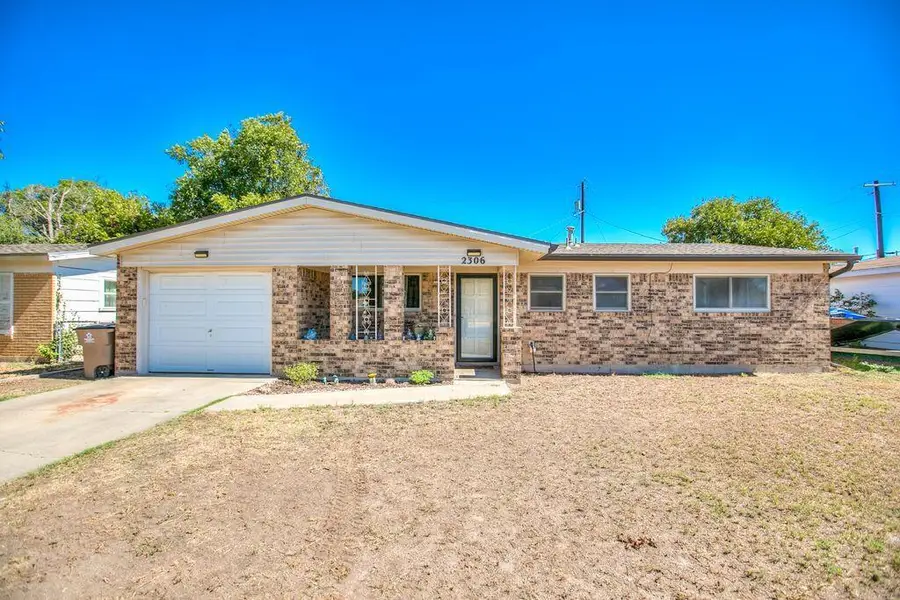 2306 Brown Street, San Angelo, TX 76903 - #3