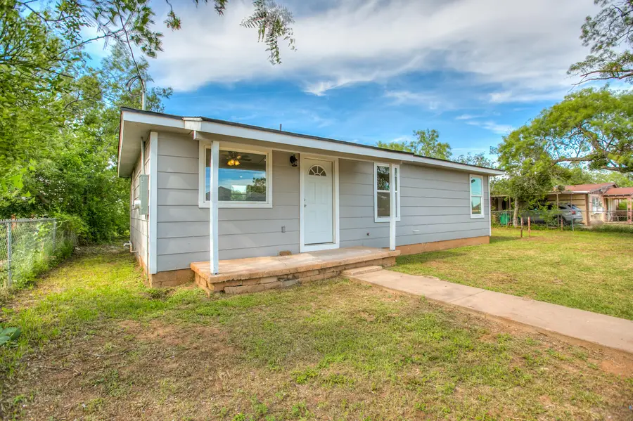 358 E 46th Street, San Angelo, TX 76903 - #2