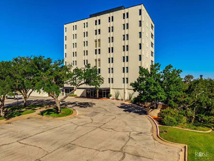 800 W Avenue D, San Angelo, TX 76903 - #3