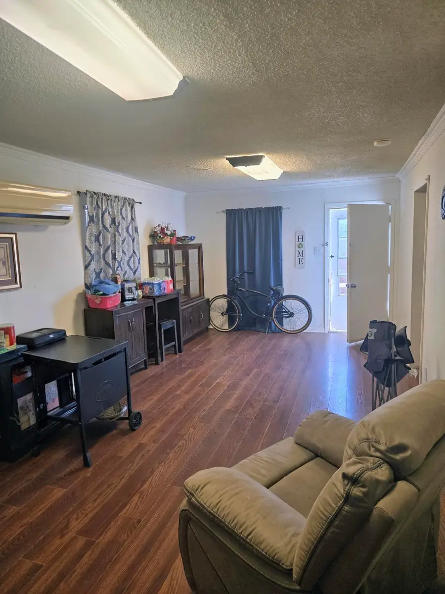 8 W Avenue P, San Angelo, TX 76903 - #2