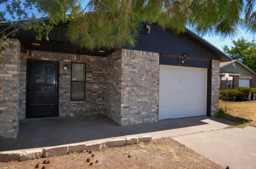 3322 Cameron Street, San Angelo, TX 76903 - #2