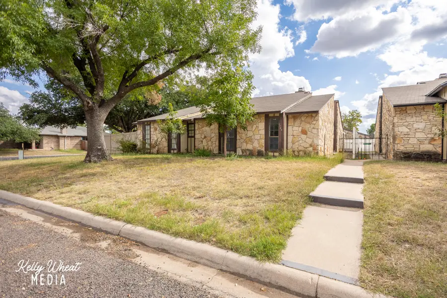 1703 Utah Avenue, San Angelo, TX 76904 - #2