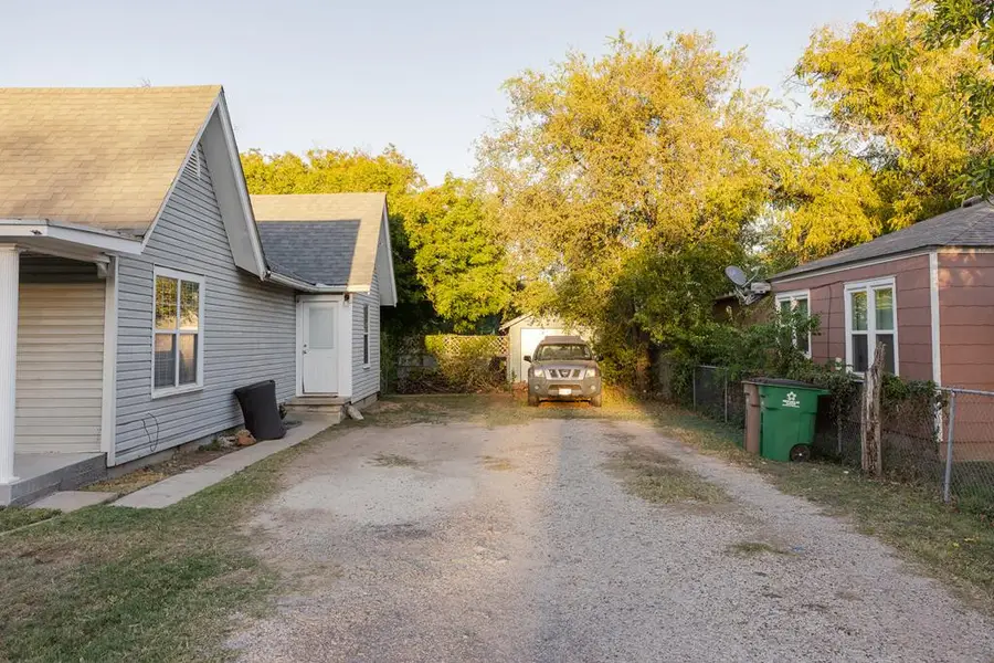 316 N Van Buren Street, San Angelo, TX 76901 - #3