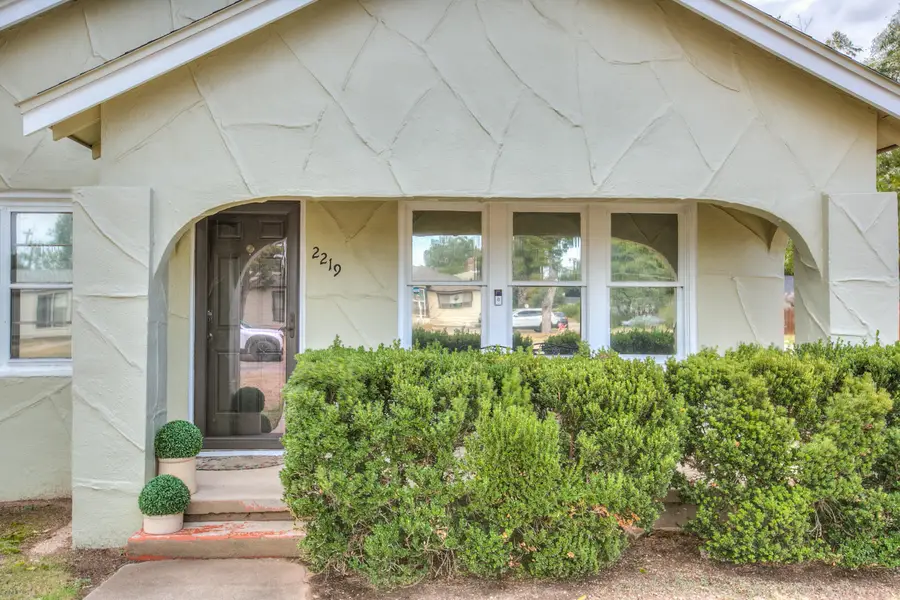 2219 W Avenue L, San Angelo, TX 76901 - #3