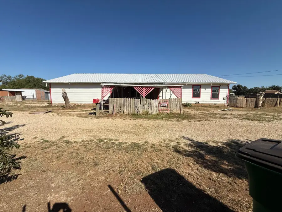 4813 Oaklawn Boulevard, San Angelo, TX 76903 - #3