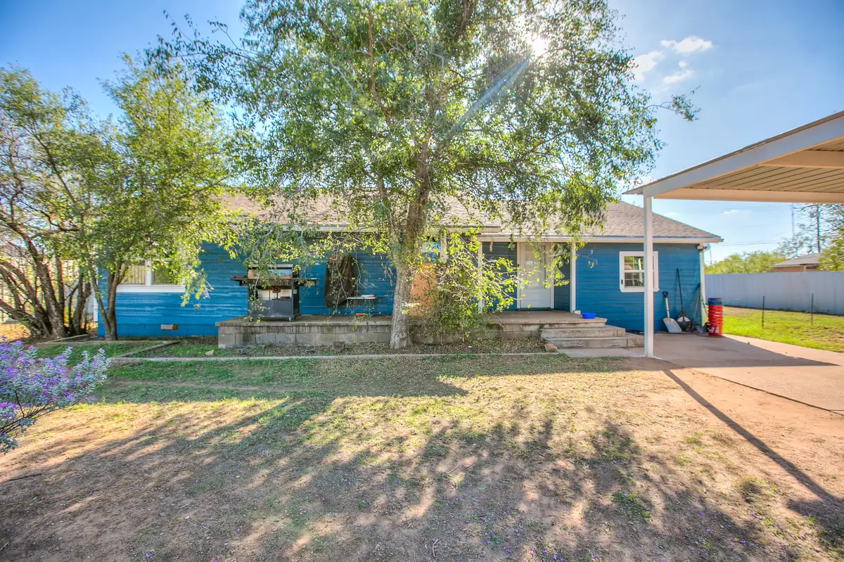 405 W 18th Street, Robert Lee, TX 76945 - #1