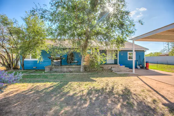 405 W 18th Street, Robert Lee, TX 76945