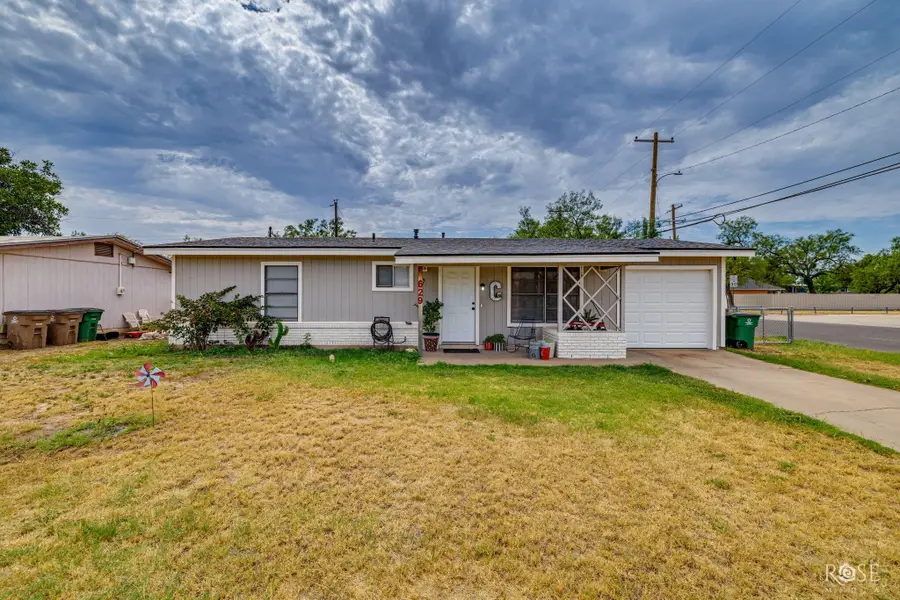 629 W 23rd Street, San Angelo, TX 76903 - #2