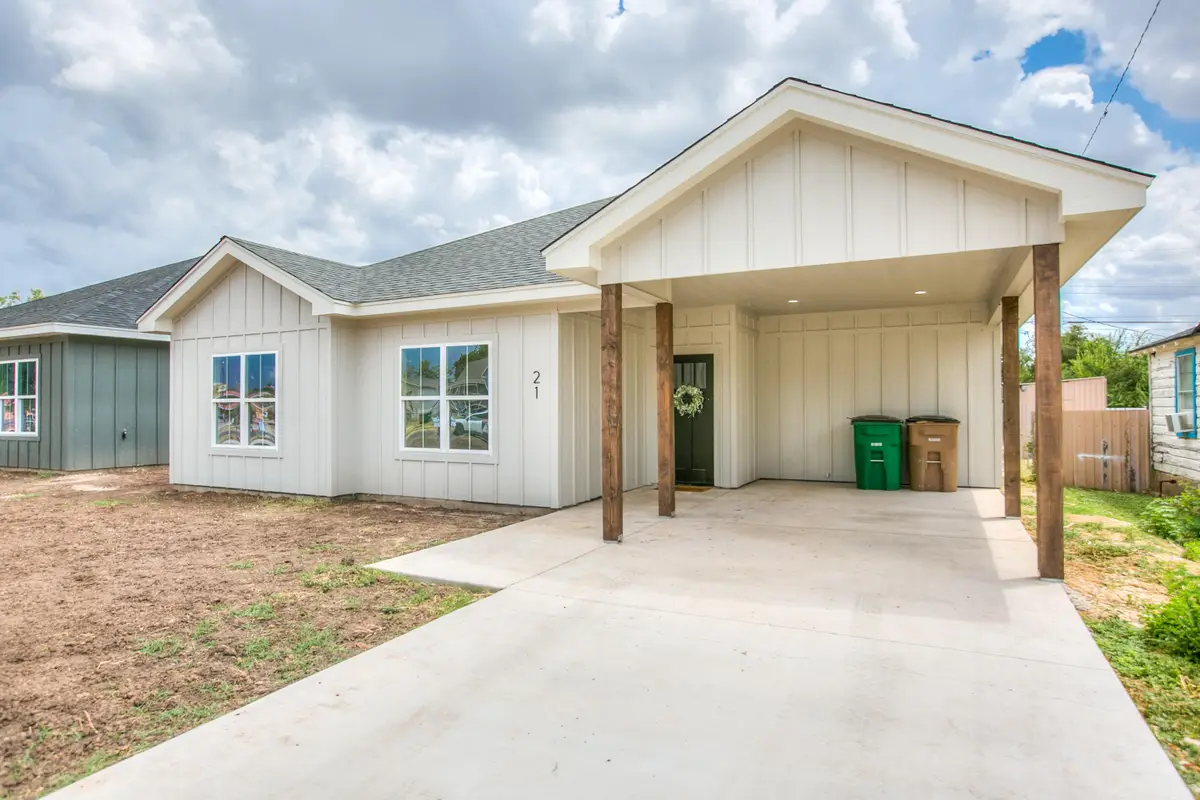 21 W 20th Street, San Angelo, TX 76903 - #1