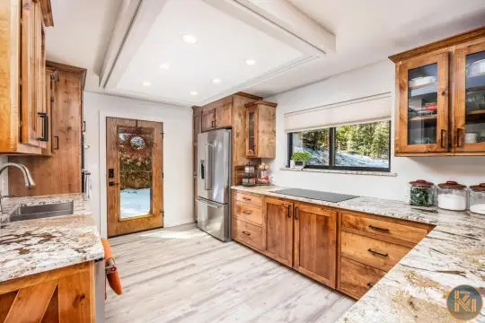 2060/ 2080 E Strawberry Point Rd, Duck Creek Village, UT 84762