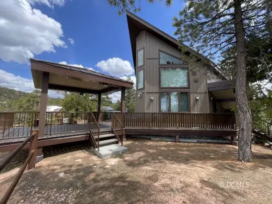 1350 W Strawberry Point Rd, Duck Creek Village, UT 84762 - #2