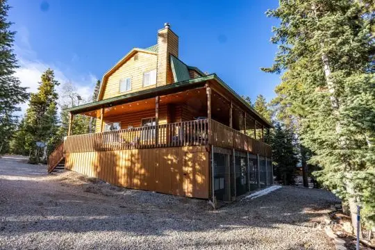 240 E Rim Rd, Duck Creek Village, UT 84762