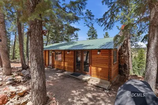 1005 Pioneer Rd, Duck Creek Village, UT 84762 - #2