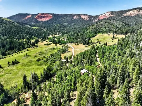 1545 N Squirrel Dr, Duck Creek Village, UT 84762 - #2