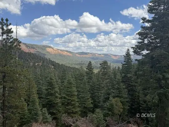 5630 W Berry Lp, Duck Creek Village, UT 84762 - #3
