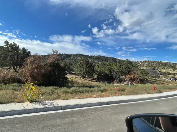 1906 N Pinyon Grove Cir, Cedar City, UT 84721