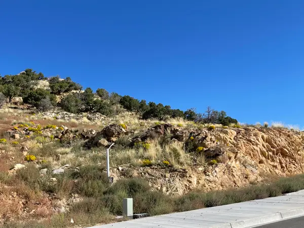 1945 N Pinyon Grove Cir, Cedar City, UT 84721