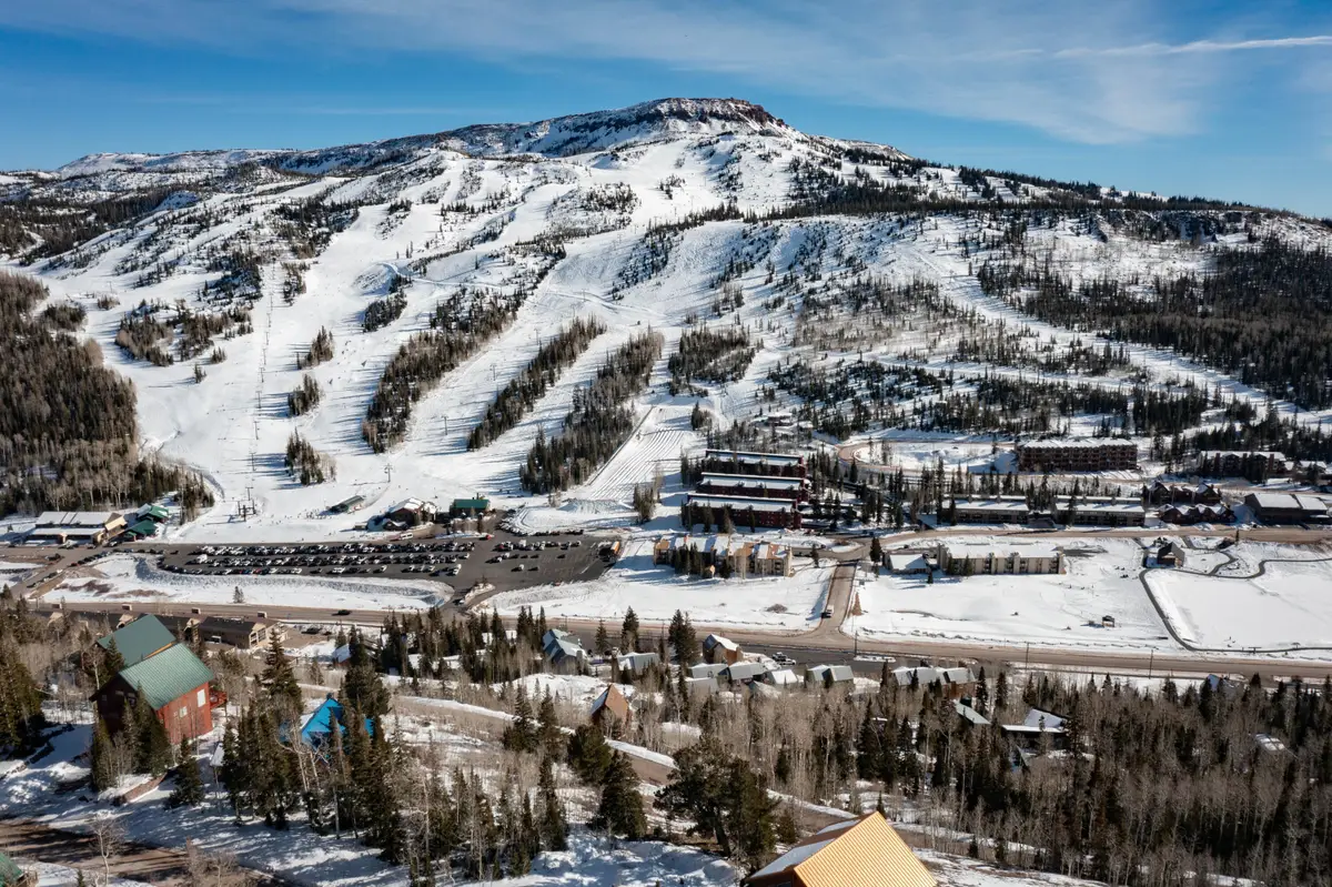 362 W Eagles Roost, Brian Head, UT 84719 - Image #1
