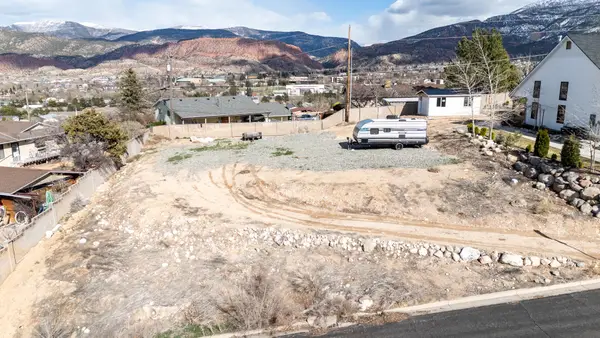 77 W Columbia, Cedar City, UT 84720