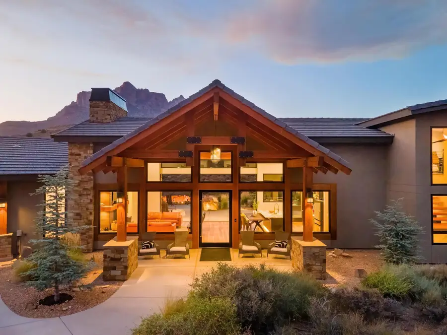 2602 Canyon Point Dr, Springdale, UT 84767 - Image #3