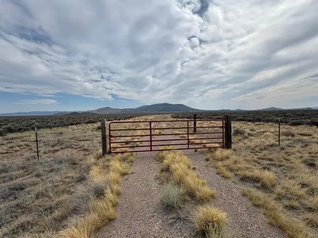 9.94 Ac #e-1727-0002-0001-02, Beryl, UT 84714 - #1