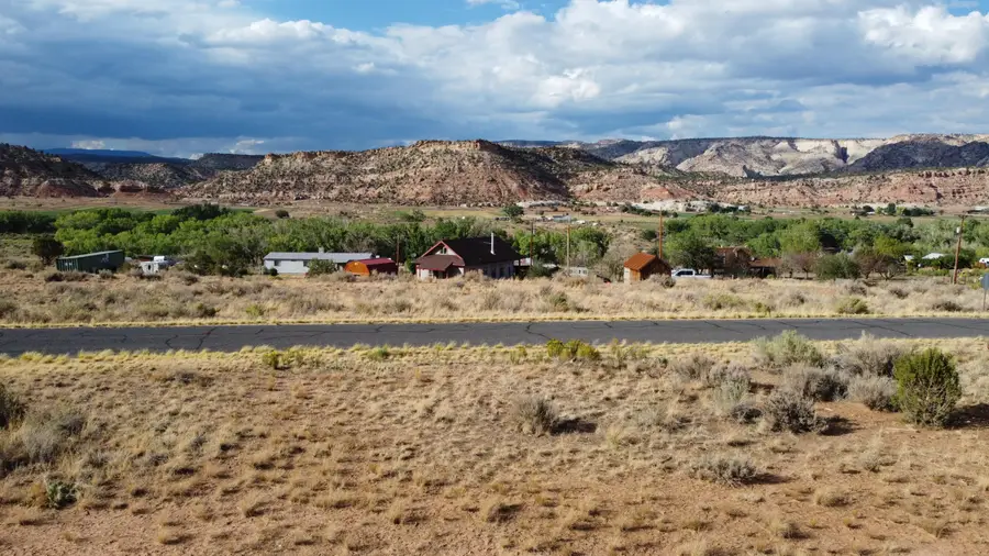 533 W325 N, Escalante, UT 84726 - Image #2