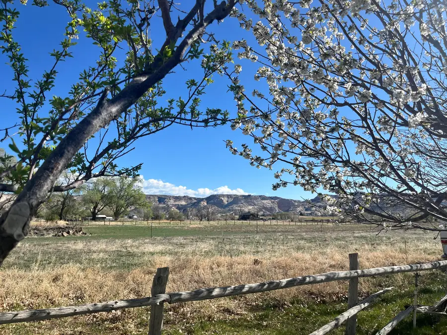 585 S Center Street, Escalante, UT 84726 - Image #2